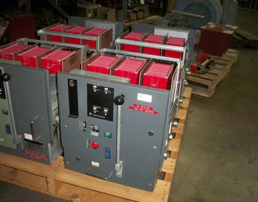 0026593_ds-416-westinghouse-1600a-635v-air-circuit-breaker-modo-lig.jpeg